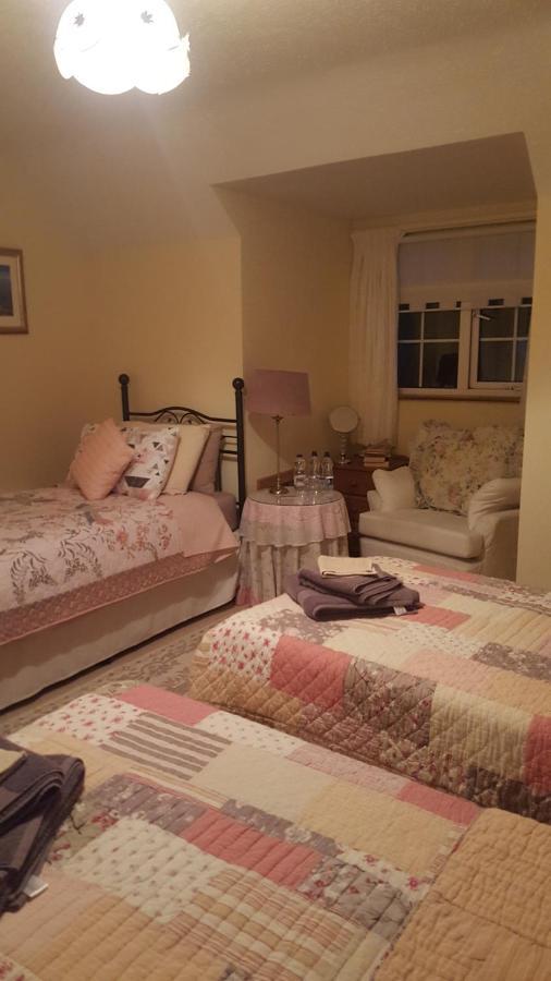 Tyreda Bed & Breakfast Енис Екстериор снимка